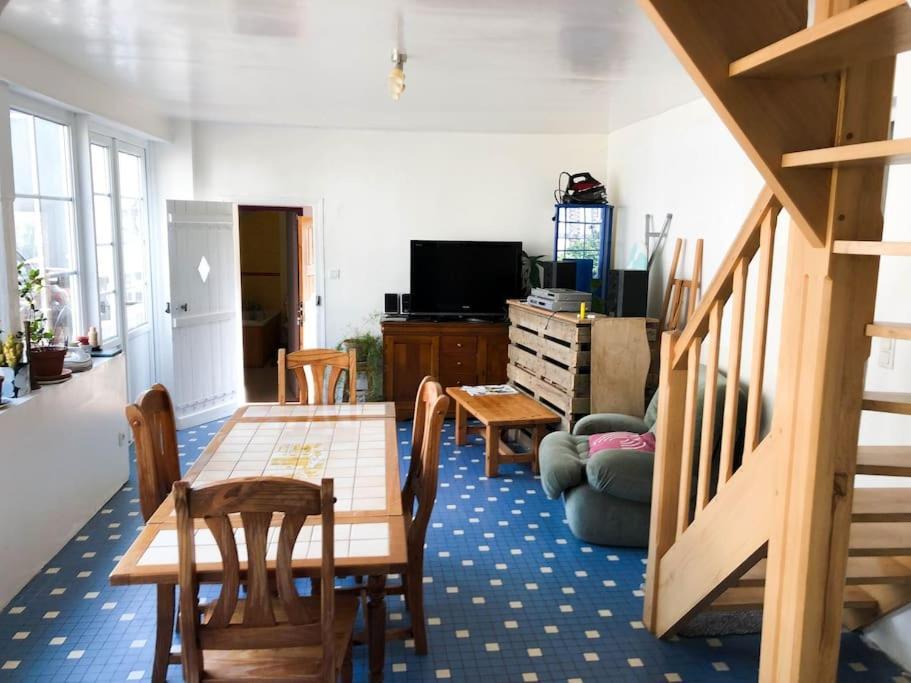 Gite Au Coeur D'Une Residence D'Artiste Saint-Aubin-de-Bonneval Eksteriør billede
