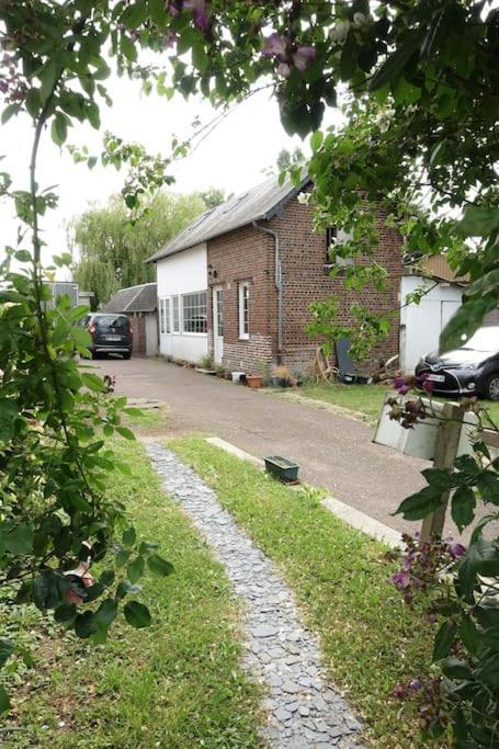 Gite Au Coeur D'Une Residence D'Artiste Saint-Aubin-de-Bonneval Eksteriør billede